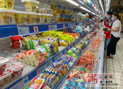 杭州拱墅區(qū)物資供應(yīng)穩(wěn)定 居民憑核酸陰性證明有序采購